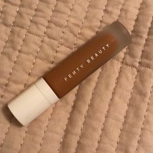 Fenty Beauty foundation shade 420